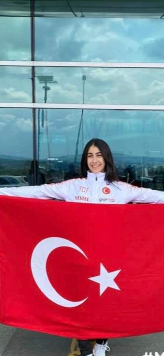 HEMŞEHRİMİZ BUSENAZ ATMACA AEROBİC JİMLASTİK YARIŞMASINDA AVRUPA 3.SÜ OLDU