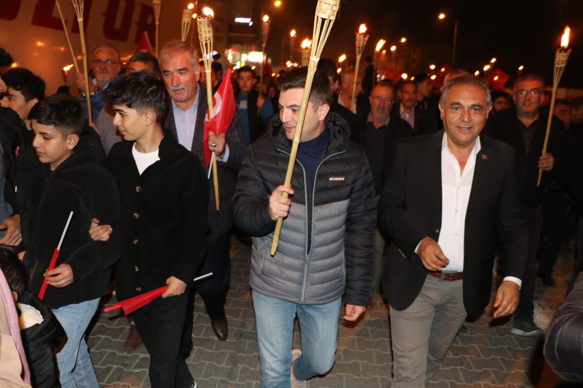 VAKIF BAŞKANIMIZ SN. SELAMİ KOCA GÜRÜN'DE 100.YIL KUTLAMALARINA KATILDI.