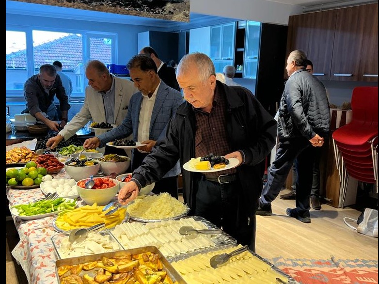 İŞ ADAMLARIMIZLA KAHVALTIDA BULUŞTUK
