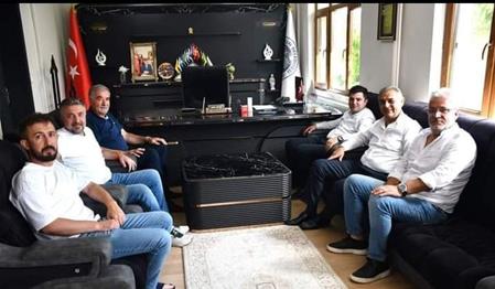 KAYMAKAMIMIZ SN.ABDULLAH SARI VE VAKIF BAŞKANIMIZ SN.SELAMİ KOCA’DAN BAŞKAN ÇİFTÇİ’YE ZİYARET
