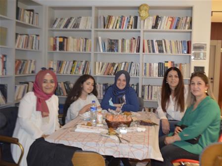 VAKFIMIZDA ANNELERİMİZİ MİSAFİR ETTİK