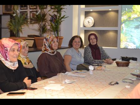 VAKFIMIZDA ANNELERİMİZİ MİSAFİR ETTİK