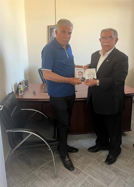 EMEKLİ VALİ YILMAZ’DAN VAKIF BAŞKANIMIZ’A ZİYARET