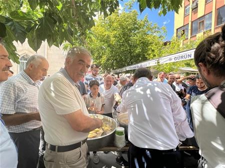 VAKIF BAŞKANIMIZ GÜRÜN DE AŞURE ETKİNLİĞİNE KATILDI