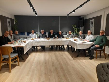 YENİ YÖNETİM KURULUMUZ  İLK TOPTANTISINI YAPMIŞTIR.