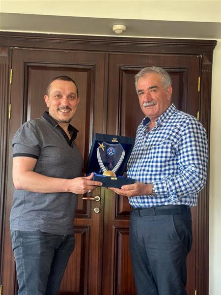 VAKIF BAŞKANIMIZDAN YÜKSEL GRUP TEKSTİL’E TEŞEKKÜR ZİYARETİ.