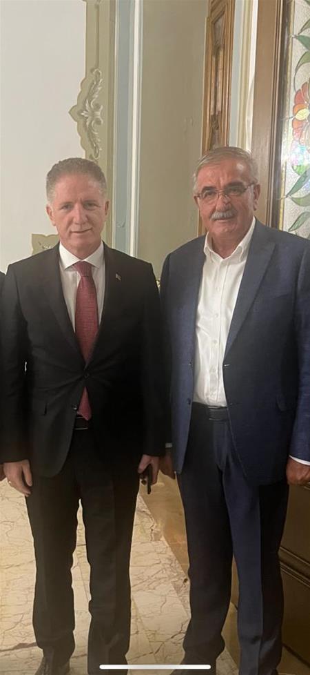 VAKIF BAŞKANIMIZ VE YÖNETİM KURULU ÜYELERİMİZ  İSTANBUL VALİSİ SN.DAVUT GÜL BEYİ  ZİYARET ETTİLER.