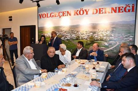VAKIF BAŞKANIMIZ SN.SELAMİ KOCA YOLGEÇEN KÖY DERNEĞİ AÇILIŞINA KATILDI.