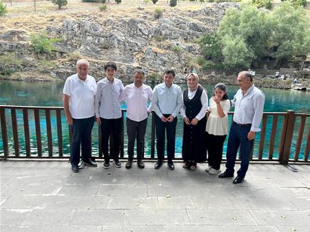 GÜRÜN DE LGS VE YKS DE BAŞARILI ÖĞRENCİLERLE BİR ARAYA GELDİK