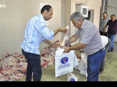 BU YILDA 264 AİLEYE KURBANLARIMIZ ULAŞTI..