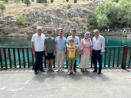 GÜRÜN DE LGS VE YKS DE BAŞARILI ÖĞRENCİLERLE BİR ARAYA GELDİK