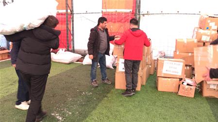 DEMPEMZELERE GİDEN YARDIMLAR