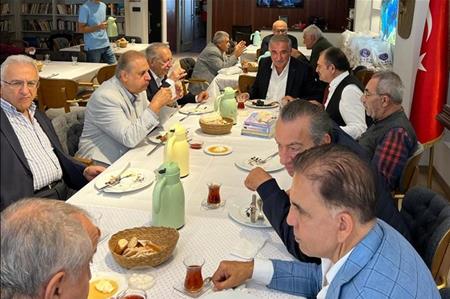 İŞ ADAMLARIMIZLA KAHVALTIDA BULUŞTUK