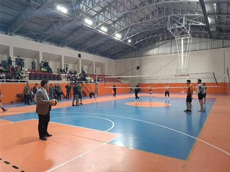 VAKIF BAŞKANIMIZ SN. SELAMİ KOCA GÜRÜN'DE VOLEYBOL TURNUVOLARINA KATILDI